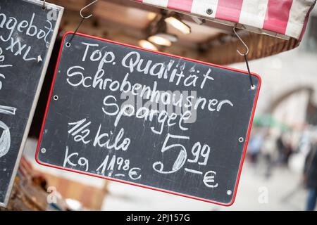 Munich, Germany. 30th Mar, 2023. A vegetables and fruit stand sells mostly asparagus from Schrobenhausen on March 30, 2023 in Munich, Germany. (Photo by Alexander Pohl/Sipa USA) Credit: Sipa USA/Alamy Live News Stock Photo