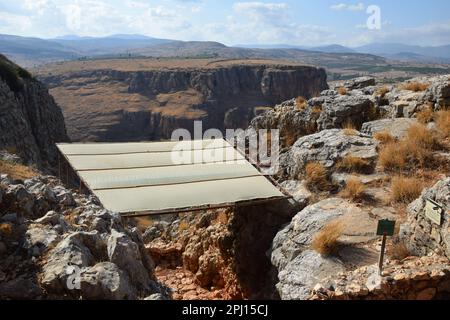 Hike along the Cliffs of Arbel Nature Reserve neat Tiberias and the Sea of Galilee, Israel Stock Photo