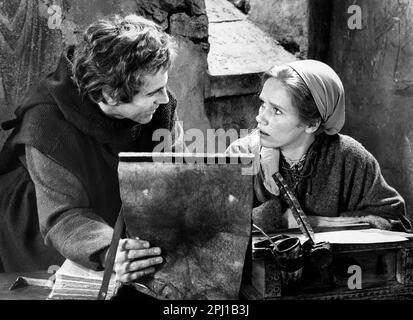 Maximilian Schell, Liv Ullmann, on-set of the British Film, 'Pope Joan', aka 'The Devil's Imposter', Columbia-Warner Distributors, Columbia Pictures, 1972 Stock Photo