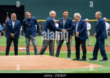 Tom Grieve introduces Michael Young into Texas Rangers Hall of