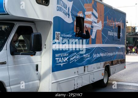 New York, USA. 30th Mar, 2023. Mitzvah Tank Parade on 5th Avenue in New York on March 30, 2023 for upcoming Jewish holiday of Passover. Chabad Lubavitch Mitzvah Tank Organization is the sponsor of the Annual NYC Mitzvah Tank Parade. (Photo by Lev Radin/Sipa USA) Credit: Sipa USA/Alamy Live News Stock Photo