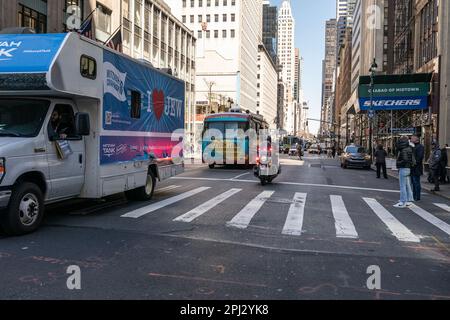 New York, USA. 30th Mar, 2023. Mitzvah Tank Parade on 5th Avenue in New York on March 30, 2023 for upcoming Jewish holiday of Passover. Chabad Lubavitch Mitzvah Tank Organization is the sponsor of the Annual NYC Mitzvah Tank Parade. (Photo by Lev Radin/Sipa USA) Credit: Sipa USA/Alamy Live News Stock Photo