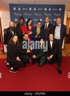 Sunny Sulijic and Christopher Judge attend The 2018 Game Awards at Foto  di attualità - Getty Images