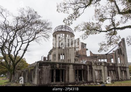 Atomic Bomb Dome in Peace Memorial Park in Hiroshima, Japan Stock Photo