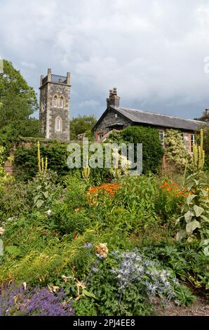 Northern Ireland, County Down, Saintfield:  Rowallane Gardens (National Trust) were laid out in the 1960s by the Reverend John Moore and later his nep Stock Photo
