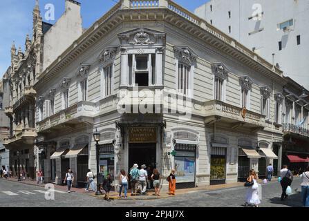 Argentina, Buenos Aires:   Farmacia de la Estrella, the oldest pharmacy in the city, has preserved the shop-interior as it was 100 years ago. Stock Photo