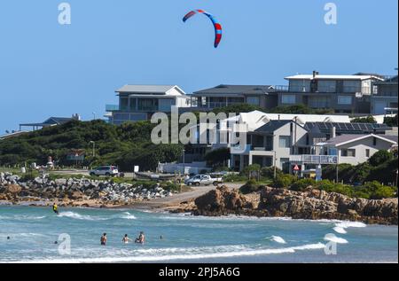 Buffalo, South Africa - 25 January 2023: people practicing kitesurf at Buffalo bay on South Africa Stock Photo