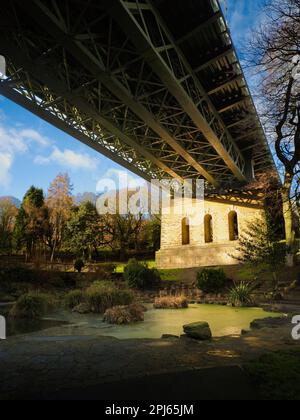 Valley Road bridge viewed from underneath Stock Photo