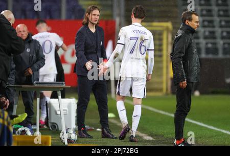 RSCA Futures head coach Robin Veldman pictured during a soccer match  between RSC Anderlecht Futures