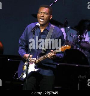 March 30, 2023, New York City, New York, USA: Musician ROBERY CRAY performs during the Jazz Foundation of America's annua A Great Night in Harlem gala concert held at the Apollo Theater (Credit Image: © Nancy Kaszerman/ZUMA Press Wire) EDITORIAL USAGE ONLY! Not for Commercial USAGE! Stock Photo