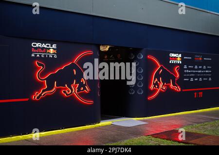 MELBOURNE, AUSTRALIA, Albert Park Street Circuit, 31 March: The Red Bull team garage at the Australian Formula One Grand Prix at the Albert Park Street Circuit on March 31, 2023. Formula 1 - F1 Motorsport, fee liable image, photo and copyright © PETERSON Mark ATP Images (PETERSON Mark / ATP / SPP) Stock Photo