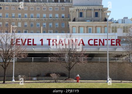 University Hospitals Trauma Center at University Circle in Cleveland, Ohio Stock Photo
