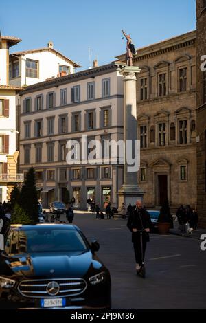 Colonna di Giustizia in Pizza di Santa Trinita, a column from the Baths of Caracalla in Rome. Gift from Cosimo I to Pope Pius IV Stock Photo