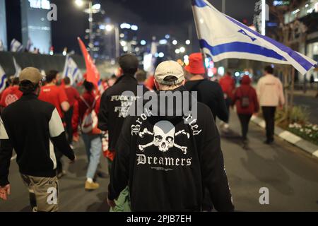 Tel Aviv, Israel. 01st Apr, 2023. Israeli demonstrators participate in an anti-government protest in Tel Aviv. Credit: Ilia Yefimovich/dpa/Alamy Live News Stock Photo