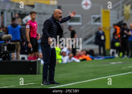 Milan, Italy. 01st May, 2022. Vincenzo Italiano , head coach of Afc  Fiorentina looks on during the Serie A match between Ac Milan and Acf  Fiorentina at Stadio Giuseppe Meazza on May,1
