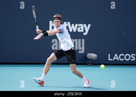 Miami Gardens, Florida, USA. 28th Mar, 2023. March, 28 - Miami Gardens:] Andrey Rublev loses in straight sets to Jannik Sinner of Italy during the 4th round of the 2023 Miami Open by Itau. (Credit Image: © Andrew Patron/ZUMA Press Wire) EDITORIAL USAGE ONLY! Not for Commercial USAGE! Stock Photo