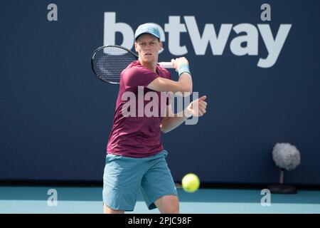 Miami Gardens, Florida, USA. 28th Mar, 2023. March, 28 - Miami Gardens: Jannik Sinner of Italy defeats Andrey Rublev during the 3rd round of the 2023 Miami Open by Itau. (Credit Image: © Andrew Patron/ZUMA Press Wire) EDITORIAL USAGE ONLY! Not for Commercial USAGE! Stock Photo