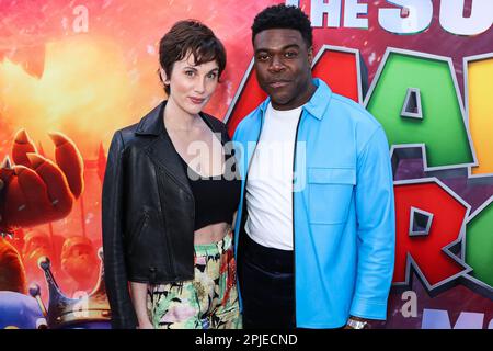 Los Angeles, United States. 01st Apr, 2023. LOS ANGELES, CALIFORNIA, USA - APRIL 01: Nicole Boyd and boyfriend Sam Richardson arrive at the Los Angeles Special Screening Of Universal Pictures, Nintendo And Illumination Entertainment's 'The Super Mario Bros. Movie' held at the Regal Cinemas LA Live & 4DX Movie on April 1, 2023 in Los Angeles, California, United States. (Photo by Xavier Collin/Image Press Agency) Credit: Image Press Agency/Alamy Live News Stock Photo