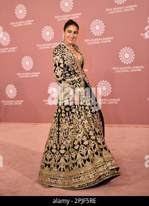 Mumbai, India. 01st Apr, 2023. Indian actress Sara Ali Khan poses for a photo shoot on the red carpet during the second day of the opening of Nita Mukesh Ambani Cultural Centre in Mumbai, India, 01 April, 2023. (Photo by Indranil Aditya/NurPhoto)0 Credit: NurPhoto SRL/Alamy Live News Stock Photo