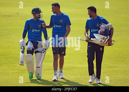 From left...Litton Kumar Das, Shariful Isalm and Ebadot Hossain during  Bangladesh Test Cricket Team attends practice session ahead of their alpne Tes Stock Photo