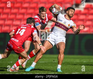 Esan Marsters #3 of Huddersfield Giants is tackled by Jack Ormondroyd #8 of Salford Red Devils during the Betfred Super League Round 7 match Salford Red Devils vs Huddersfield Giants at AJ Bell Stadium, Eccles, United Kingdom, 2nd April 2023 (Photo by Craig Thomas/News Images) in, on 4/2/2023. (Photo by Craig Thomas/News Images/Sipa USA) Credit: Sipa USA/Alamy Live News Stock Photo