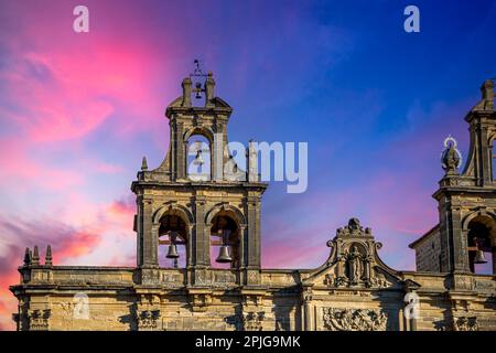 Detail of one of the bell towers of the Basilica de Santa Mara de los Realez Alczares de beda, Jaen, Spain Stock Photo