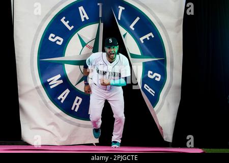 Seattle Mariners' Eugenio Suarez runs the base path against the Boston Red  Sox in a baseball game, Tuesday, Aug. 1, 2023, in Seattle. (AP  Photo/Lindsey Wasson Stock Photo - Alamy