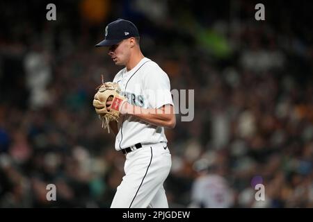 Seattle Mariners relief pitcher Matt Festa throws to the Texas Rangers  during a baseball game, Sunday, June 4, 2023, in Arlington, Texas. (AP  Photo/Tony Gutierrez Stock Photo - Alamy