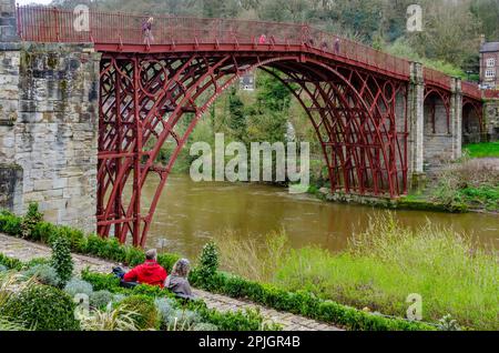 A view of the iron bridge which spans the river Severn at Ironbridge in Shropshire, UK Stock Photo