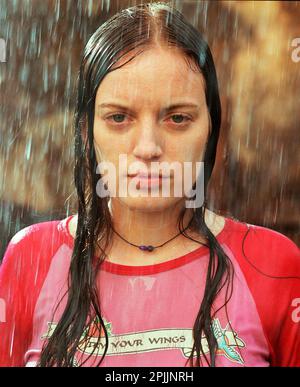 SARAH POLLEY in MY LIFE WITHOUT ME (2003), directed by ISABEL COIXET. Credit: EL DESEO/MILESTONES PRODUCTINS INC. / Album Stock Photo