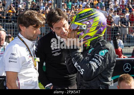 Melbourne, Australia. 02nd Apr, 2023. Mercedes team principal Toto Wolff speaking with Lewis Hamilton of Great Britain and Mercedes-AMG PETRONAS Formula One Team on the grid ahead of the Formula One Australian Grand Prix at the Albert Park Circuit in Melbourne. (Photo by George Hitchens/SOPA Images/Sipa USA) Credit: Sipa USA/Alamy Live News Stock Photo