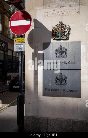 Central Family Court London and Court of Protection in High Holborn Central London - Central London Family Courts Stock Photo