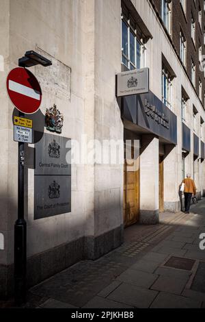 Central Family Court London and Court of Protection in High Holborn Central London - Central London Family Courts Stock Photo