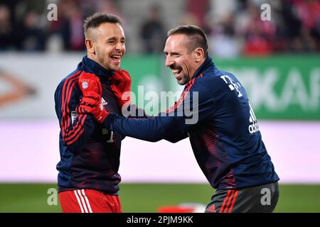 ARCHIVE PHOTO: Franck RIBERY will be 40 years old on April 7, 2023, Franck RIBERY (FC Bayern Munich, re) has fun with RAFINHA (FC Bayern Munich), warming up, soccer 1. Bundesliga, 22 matchday, matchday22, FC Augsburg (A )-FC Bayern Munich (M) 2-3, on February 15th, 2019 in Augsburg/Germany, WWK AREN A. ? Stock Photo