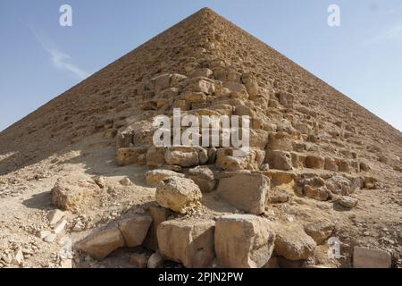 The Red Pyramid at Dahshur, Egypt Stock Photo