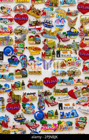 Ingrosso souvenir turistici, calamite e magneti personalizzati