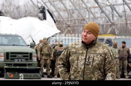 Non Exclusive: HOSTOMEL, UKRAINE - APRIL 1, 2023 - Commander of the Joint Forces Lieutenant General Serhii Naiev attends the ceremony to convey 10 For Stock Photo