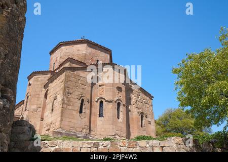 Jvari Monastery exterior, it is a sixth-century Georgian Orthodox monastery located on the mountain peak near Mtskheta, Georgia Stock Photo