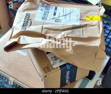 amazon prime online shopping packages Stock Photo