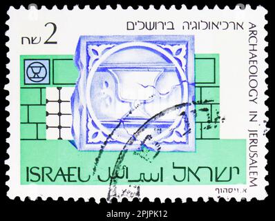 MOSCOW, RUSSIA - MARCH 26, 2023: Postage stamp printed in Israel shows Insignia of Sayif addin Attaz from Mameluke Academy, Archaeology in Jerusalem s Stock Photo