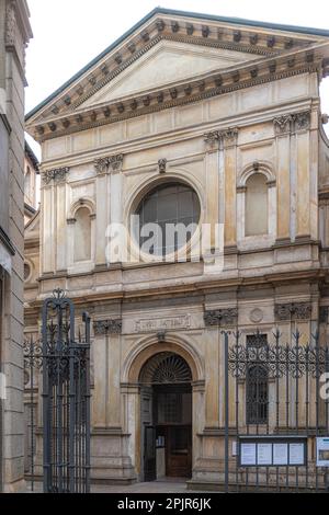 Santa Maria presso San Satiro (Saint Mary near Saint Satyrus) is a church in Milan. The church is known for its false apse, an early example of trompe Stock Photo