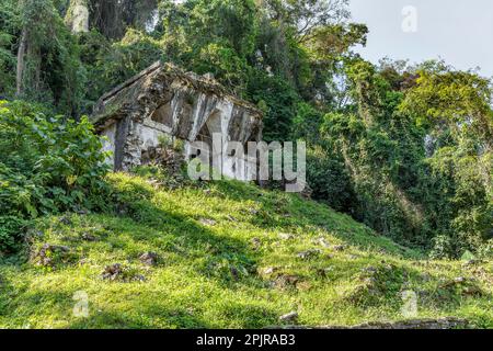 The ancient Mayan Temple of the Foliated Cross, Palenque, Chiapas, Yucatán, Mexico Stock Photo