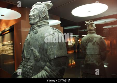 Terracotta Army Museum. Finds from excavation N° 2. General of the army. Shaanxi, Xi'An, China Stock Photo