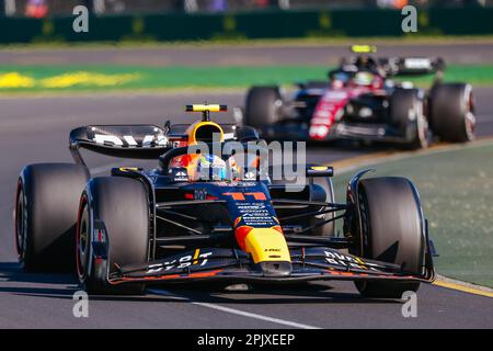 Melbourne, Victoria, Australia. 2nd Apr, 2023. MELBOURNE, AUSTRALIA - APRIL 2: Sergio Perez of Mexico drives the Oracle Red Bull Racing RB19 on race day during the 2023 Australian Grand Prix at Albert Park on April 2, 2023 in Melbourne, Australia. (Credit Image: © Chris Putnam/ZUMA Press Wire) EDITORIAL USAGE ONLY! Not for Commercial USAGE! Stock Photo