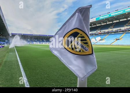 A LUFC corner flag during the Premier League match Leeds United vs Nottingham Forest at Elland Road, Leeds, United Kingdom. 4th Apr, 2023. (Photo by Mark Cosgrove/News Images) in Leeds, United Kingdom on 4/4/2023. (Photo by Mark Cosgrove/News Images/Sipa USA) Credit: Sipa USA/Alamy Live News Stock Photo