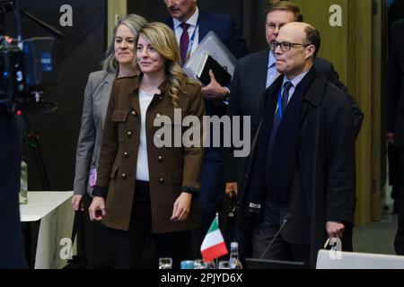 Brussels, Belgium. 04th Apr, 2023. Melanie Joly, Minister of Foreign Affairs arrives to attend in NATO foreign affairs ministers meeting, at the NATO headquarters in Brussels, Belgium on April 4, 2023. Credit: ALEXANDROS MICHAILIDIS/Alamy Live News Stock Photo