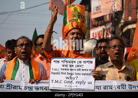 Kolkata, India. 4th Apr, 2023. India's ruling party Bharatiya Janata Party (BJP) activists demonstrate to protest against the alleged attack on activists of BJP on Ram Navmi in Kolkata. (Credit Image: © Sayantan Chakraborty/Pacific Press via ZUMA Press Wire) EDITORIAL USAGE ONLY! Not for Commercial USAGE! Stock Photo