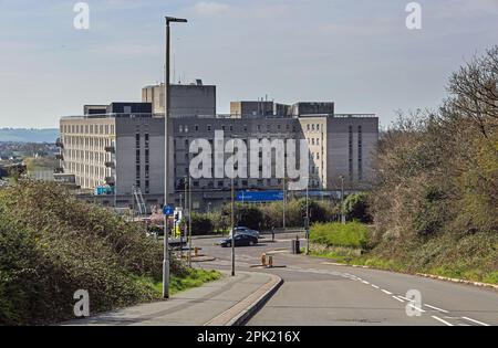 The main entrance to Derriford Hospital Plymouth Stock Photo