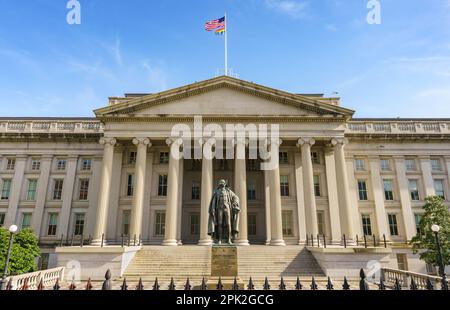 Treasury Building in Washington, D.C., USA. United States Department of the Treasury. North entrance with the statue of Albert Gallatin. Stock Photo