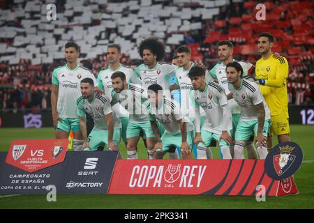 Bilbao, Spain. 04th Apr, 2023. The starting eleven of CA Osasuna during the second leg of the semifinals of the SM El Rey Cup between Athletic Club and CA Osasuna, on April 04, 2023, at the San Mames Stadium, Bilbao, Spain. (Photo by Alberto Brevers/Pacific Press/Sipa USA) Credit: Sipa USA/Alamy Live News Stock Photo